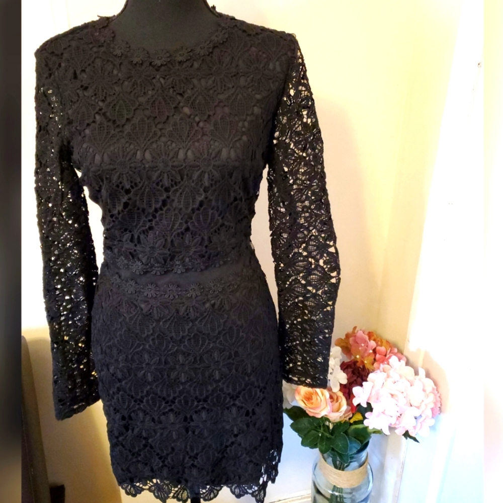 Black Flower Embroidery Dress